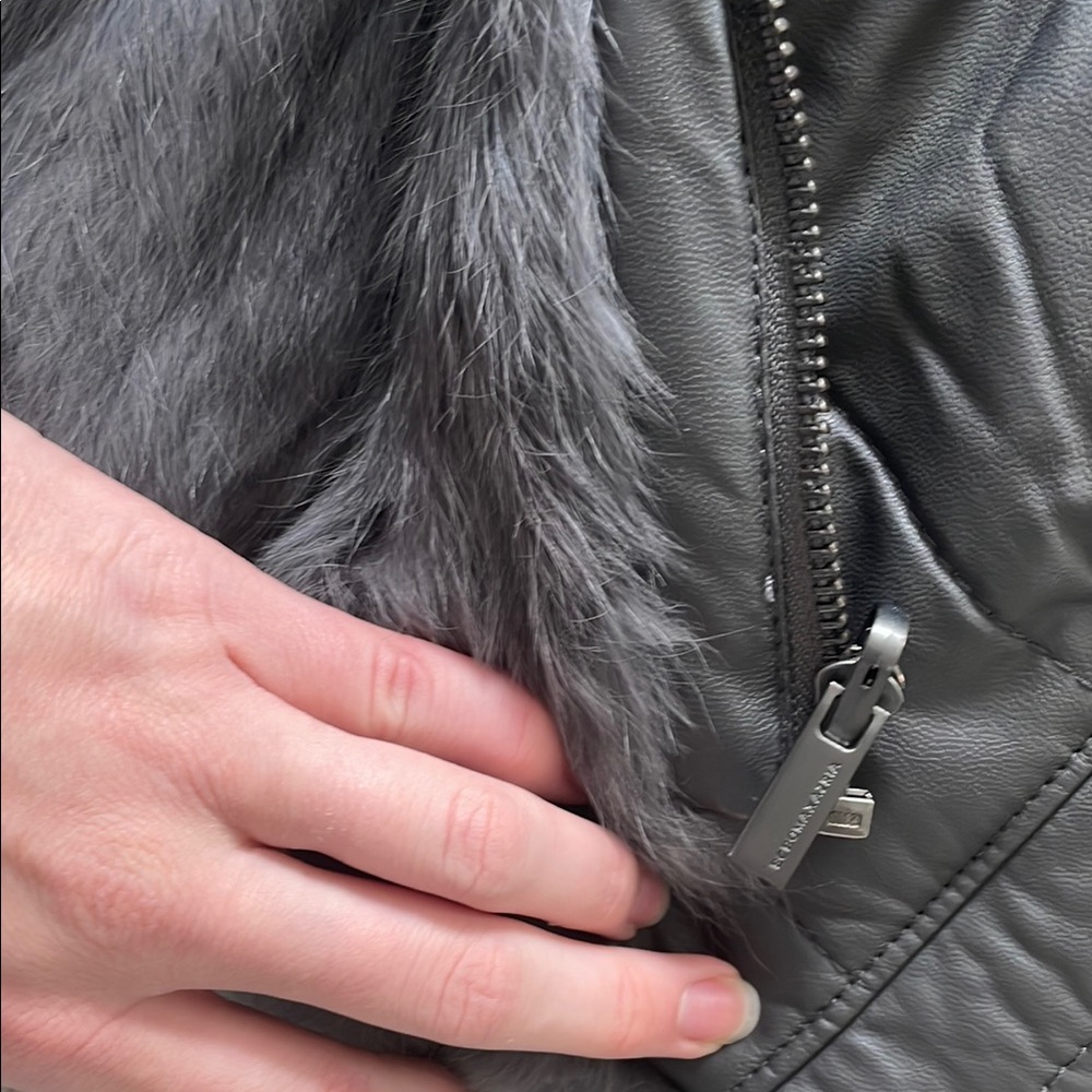 BCBGMaxAzria Gray Rabbit Fur Vest - Picture 9 of 12